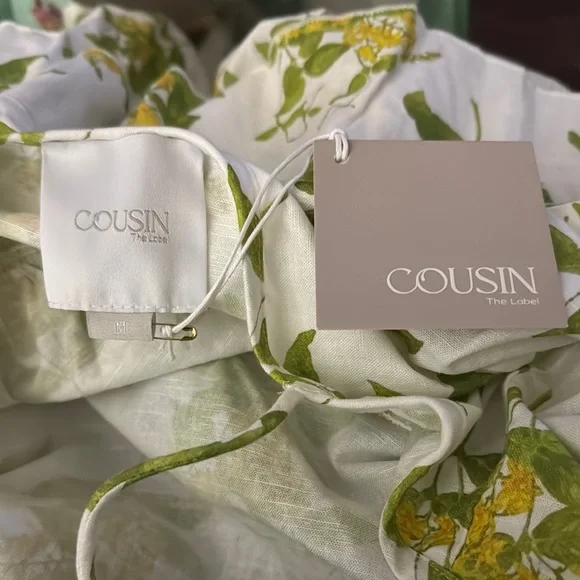 COUSIN THE LABEL NWT SZ M Floral Tiered Mini Dress YELLOW GREEN - Picture 9 of 9